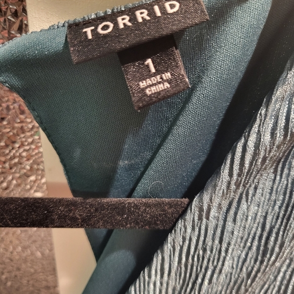 Forrest Green Long Torrid 👗 Dress 😍 - Picture 7 of 7